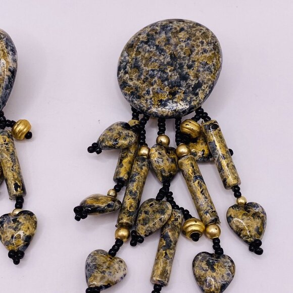 Unbranded Gray Black Speckled Heart Beaded Clip On Earrings - Picture 3 of 8